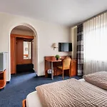 Georgshof Hotel 3*