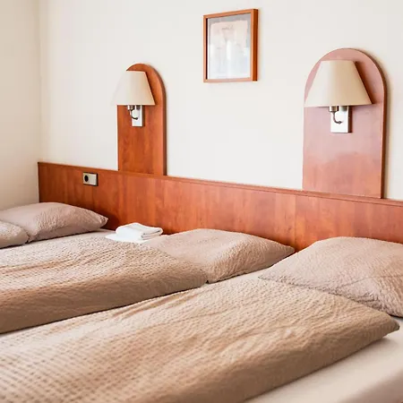 Georgshof Hotell 3*