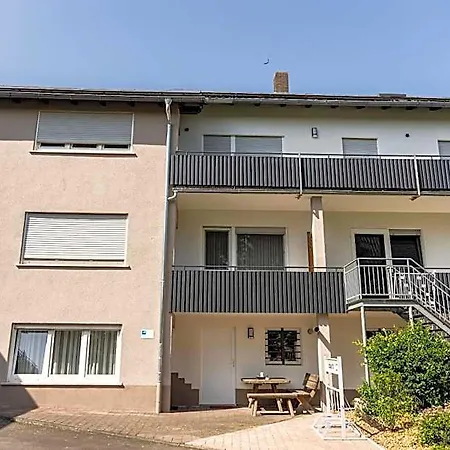 Georgshof 3*